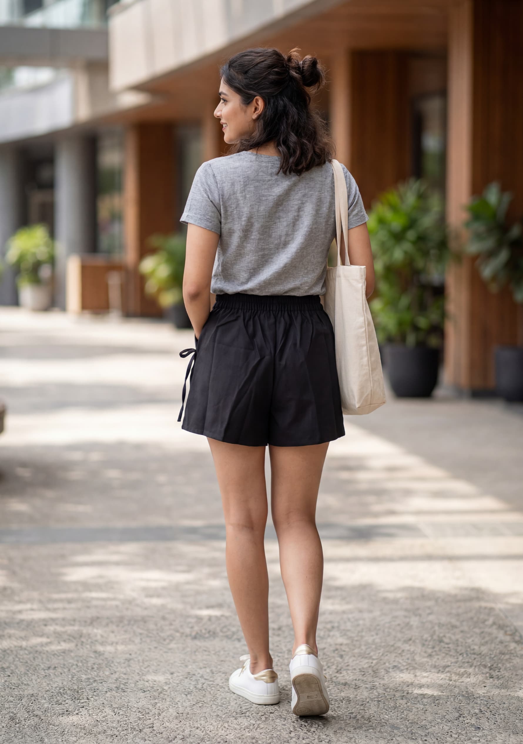 Willow Drawcord Skort (Black)