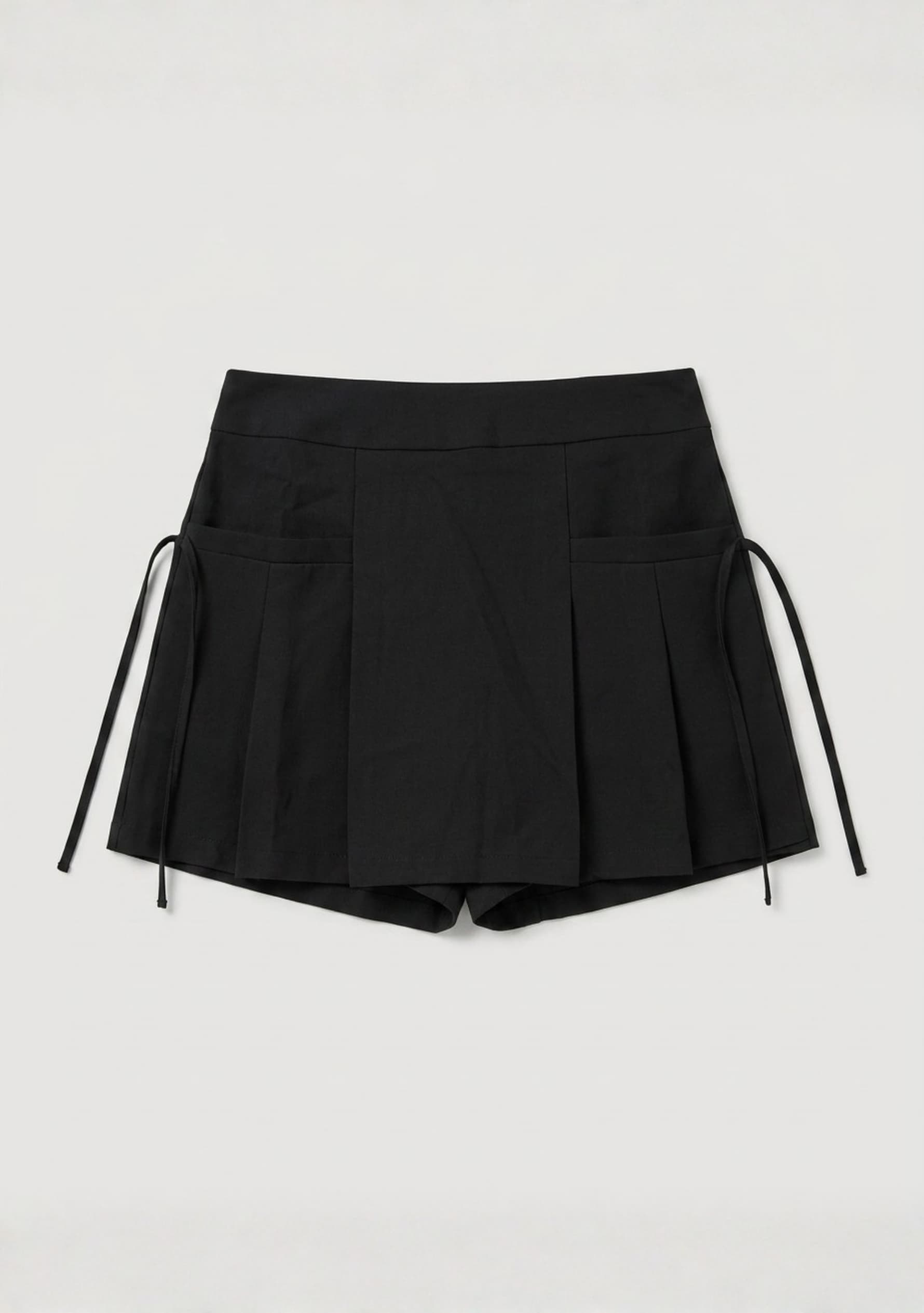 Willow Drawcord Skort (Black)